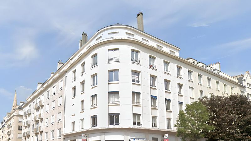Transformation d’un cabinet médcal en 2 logements rue saint Jean