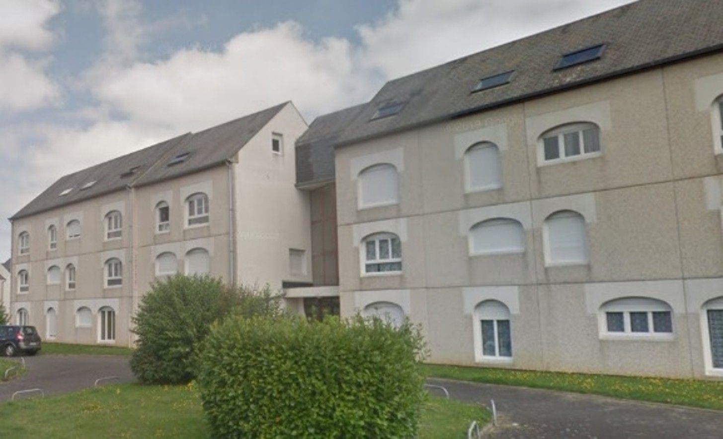 Réhabilitation légère de 116 logements collectifs résidence  » Les cerisiers »