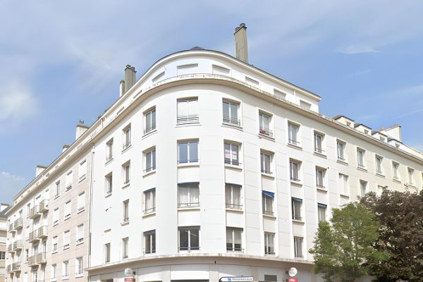 Transformation d’un cabinet médcal en 2 logements rue saint Jean